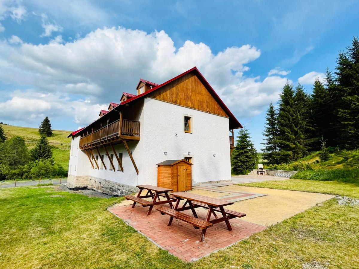 Apartmán Ela Horní Blatná Exterior foto